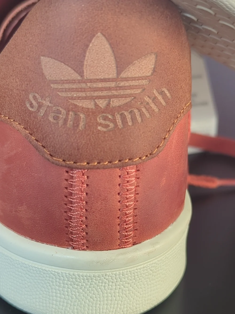 Adidas men’s Coral Red Court-Style Sneakers